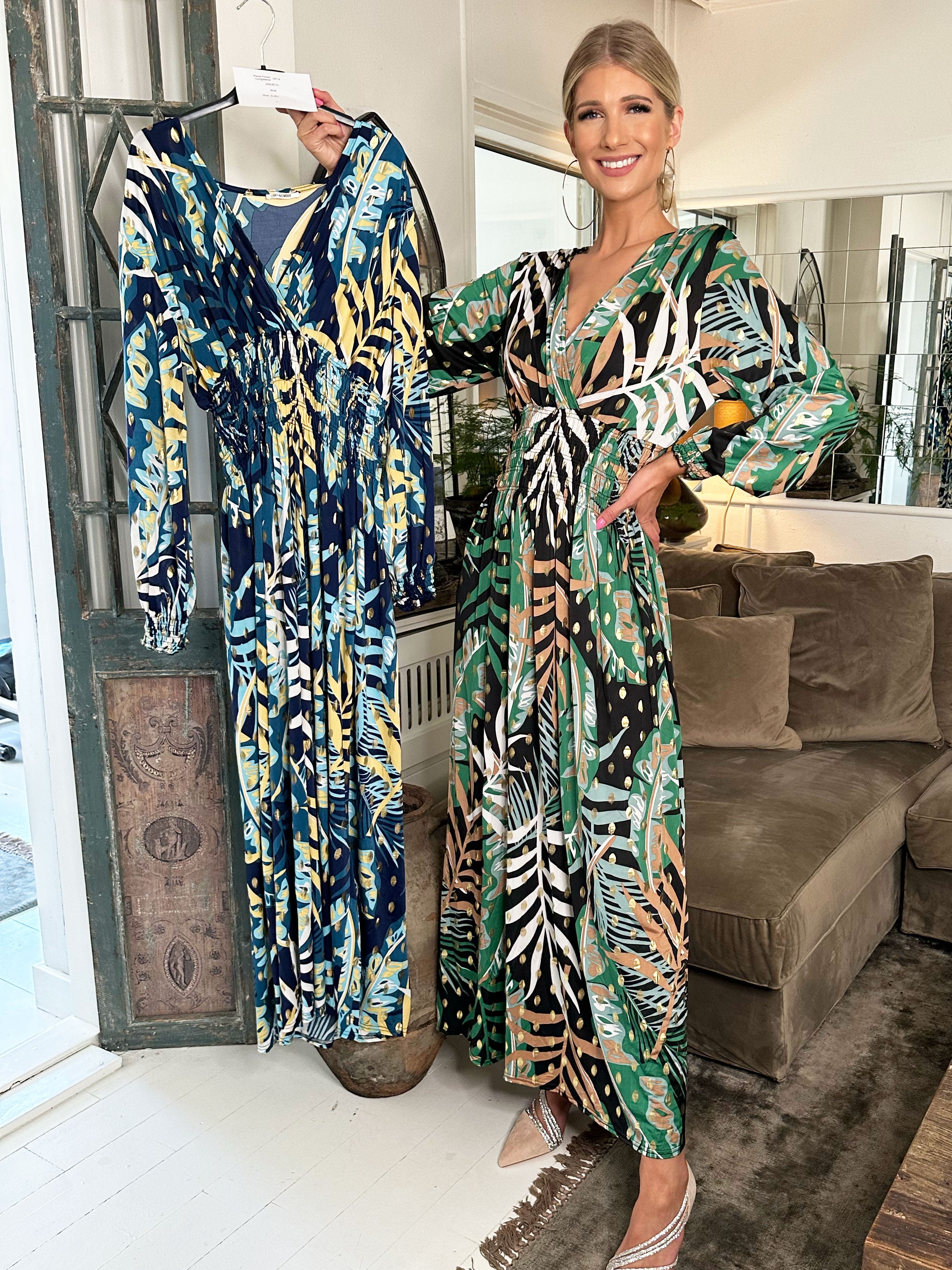 Pams Forest L/S - Lång elastisk klänning i skrynkelfritt tyg med långa ärmar